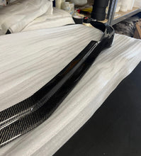 Load image into Gallery viewer, W204 C63 Carbon fiber V1 Front Lip