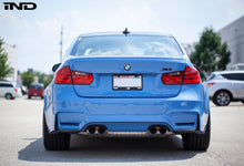 Load image into Gallery viewer, iND f8x m3 m4 painted rear reflector set - iND Distribution
