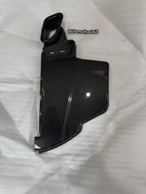 Load image into Gallery viewer, Eventuri BMW E9X M3 S65 Carbon Fiber Airbox Lid
