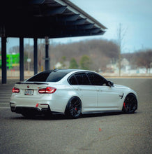 Load image into Gallery viewer, BMW F8x M3/M4 PSM Style Side Skirts