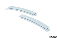 Load image into Gallery viewer, iND g30 5 series painted front reflector set - iND Distribution