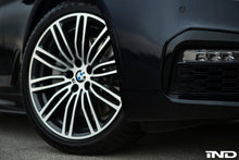 Load image into Gallery viewer, iND g30 5 series painted front reflector set - iND Distribution