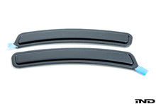 Load image into Gallery viewer, iND g20 3 series painted front reflector set - iND Distribution