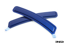 Load image into Gallery viewer, iND g20 3 series painted front reflector set - iND Distribution