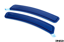 Load image into Gallery viewer, iND g20 3 series painted front reflector set - iND Distribution