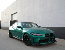 Load image into Gallery viewer, G8x BMW M3/M4 CSL Dry Carbon Fiber Grill