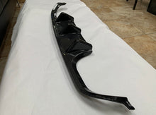 Load image into Gallery viewer, F8x M3/M4 Big Fin Performance Carbon Fiber Rear Diffuser