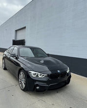 Load image into Gallery viewer, F30/F31 Bmw 3 Series M3 Style Front Bumper
