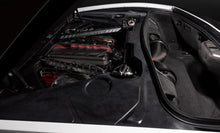 Load image into Gallery viewer, Eventuri Chevrolet C8 Corvette Black Carbon Engine Cover