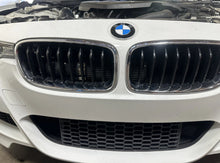 Load image into Gallery viewer, MAD BMW F Chassis M240 340 440 Front Mount Intake