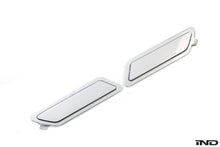 Load image into Gallery viewer, iND f30 3 series painted front reflector set - iND Distribution