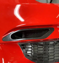 Load image into Gallery viewer, F8x BMW M3/M4 Carbon Fiber Front Bumper Air Ducts