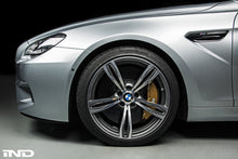 Load image into Gallery viewer, IND F06 / F12 / F13 M6 Painted Front Reflector Set