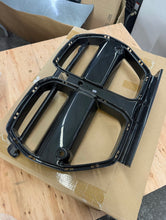 Load image into Gallery viewer, G8x M3/M4 1 Piece V Style Carbon Fiber Grill
