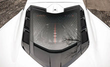 Load image into Gallery viewer, Eventuri Chevrolet C8 Corvette Black Carbon Engine Cover