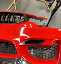 Load image into Gallery viewer, F8x BMW M3/M4 Carbon Fiber Front Bumper Air Ducts