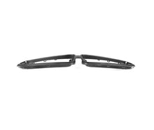 Load image into Gallery viewer, AutoTecknic Replacement Dry Carbon Grille Surround (G42 2-Series)