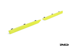 Load image into Gallery viewer, IND G8X M3 / M4 Painted Rear Reflector Set