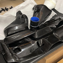 Load image into Gallery viewer, Carbon Fiber intakes W204 C63