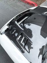 Load image into Gallery viewer, Street Hunter RX-7 V-Mount Hood