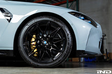 Load image into Gallery viewer, IND G8X M3 / M4 Painted Front Reflector Set