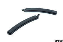 Load image into Gallery viewer, IND G8X M3 / M4 Painted Front Reflector Set