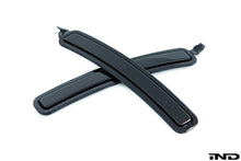 Load image into Gallery viewer, IND G8X M3 / M4 Painted Front Reflector Set