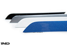 Load image into Gallery viewer, iND e70 x5m e71 x6m painted front reflector set - iND Distribution