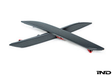 Load image into Gallery viewer, iND f22 2 series painted rear reflector set - iND Distribution