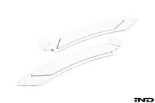 Load image into Gallery viewer, iND e90 3 series painted front reflector set - iND Distribution
