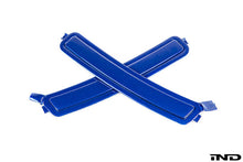 Load image into Gallery viewer, iND f90 m5 painted front reflector set - iND Distribution