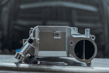 Load image into Gallery viewer, CSF "Super" (Supra and BMW B58) Manifold