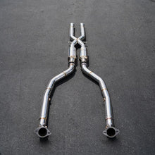 Load image into Gallery viewer, Bomiz E9x M3 X Pipe - Race