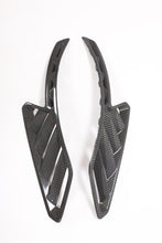 Load image into Gallery viewer, BMW E9x M3 Carbon Fiber Fender Vents