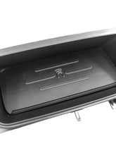 Load image into Gallery viewer, BMW E8x/E9x INDUKTIV Wireless Device Charging Unit