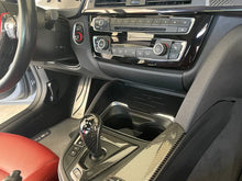 Load image into Gallery viewer, BMW F Series INDUKTIV Wireless Device Charging Unit (F3x Pre Lci / F8x M3/M4)