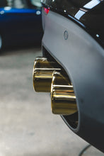 Load image into Gallery viewer, Ferrari F12 Berlinetta Valved Exhaust system