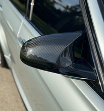 Load image into Gallery viewer, F8x BMW M2/M3/M4 Dry Carbon Fiber Mirror Caps

