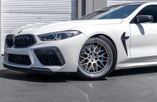 Load image into Gallery viewer, F9x M8 Performance Dry Carbon Lower Splitter Set (Autotecknic)
