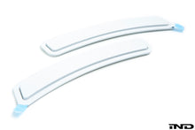 Load image into Gallery viewer, iND g20 3 series painted front reflector set - iND Distribution
