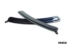 Load image into Gallery viewer, BMW g07 x7 front reflector set - iND Distribution
