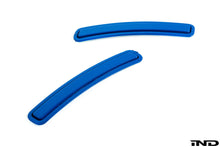 Load image into Gallery viewer, IND G8X M3 / M4 Painted Front Reflector Set
