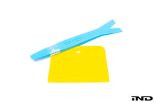 Load image into Gallery viewer, IND F39 X2 Painted Front Reflector Set
