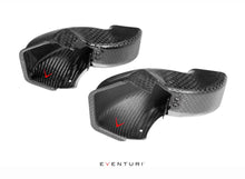 Load image into Gallery viewer, Eventuri BMW G87 M2 Carbon Intake Scoop Set
