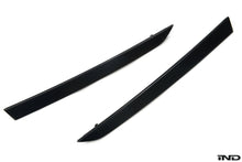 Load image into Gallery viewer, iND f30 3 series painted rear reflector set - iND Distribution
