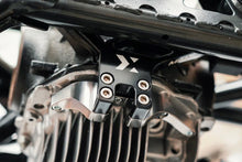 Load image into Gallery viewer, MMX Performance Dual Differential Mount - G8X M2 / M3 / M4

