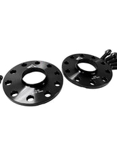 Load image into Gallery viewer, MAD BMW G90 G99 M5 Wheel Spacers (Sold as a kit w/10 bolts)
