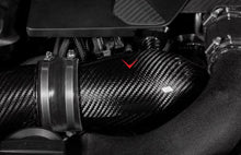 Load image into Gallery viewer, Eventuri BMW F90 M5 / F9X M8 Carbon Turbo Inlet Set
