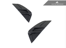 Load image into Gallery viewer, G8x BMW M3/M4 Carbon fiber Fender Trim Set (Autotecknic)
