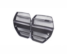 Load image into Gallery viewer, G8x Bmw M3/M4 V4 Carbon Fiber Grills With Protective Mesh
